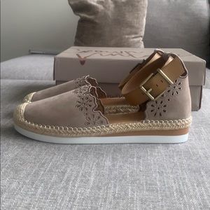 Crown Vintage-Brixie Wedge Sandal